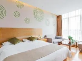 GreenTree Inn Suzhou Changshu North Haiyu Road Changhui Square Express Hotel