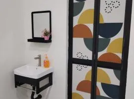 AQIFA ROOMSTAy