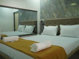 Hotel My Home Rooms and Stays, khách sạn ở Utan