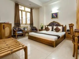 Hotel Sunstar Residency
