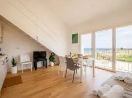 Angelina House - Sea Front Loft