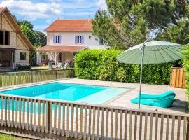 Grande Maison dans les Landes pour 10 pers avec piscine et salle escalade unique