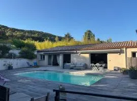 Gîte bien être avec Spa privatif, hammam et piscine chauffée près de Montpellier