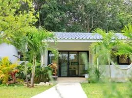 Bang Po Hut Nature - Forest Edge & Ultimate Privacy