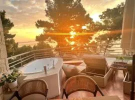 Amelia Seaview Apartments & Studios