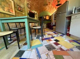 Corte Arancio your home in the heart of Monferrato, hotel en Cella Monte