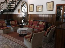 SUIZO Hotel, hotel u gradu Colonia Suiza