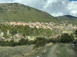 Arcadia Parnonas House, hotel v mestu Áyios Vasílios