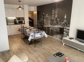 Apt PMR 2 chambres avec parking, proche tram
