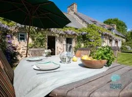 Longère bretonne cosy, rénovée et jardin paisible