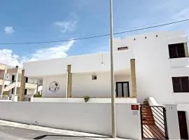 Donna Ginevra Rooms - A soli 300m dalla Spiaggia