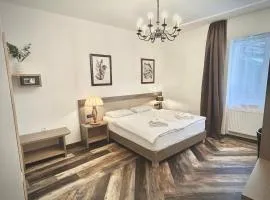 OH Apartments & Rooms