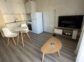 Quiet place near the Sea – hotel w mieście Perea