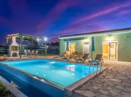 Villa Thea
