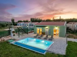 Summer Villa Thea