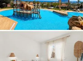 Casa Flora Bungalow con piscinas en Calp