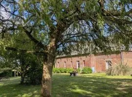 Maison de charme à Berville avec jardin non clôturé
