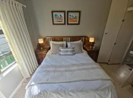 Caledonia Guest Room