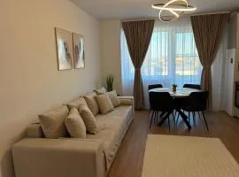 Cristina Home 2