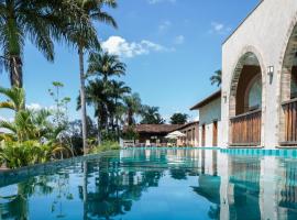 Vila Campana Hotel & Bem Estar, khách sạn ở Juatuba