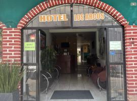 Hotel Los Arcos，Pénjamo的飯店