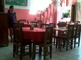 Hotel y Restaurante La Canoa
