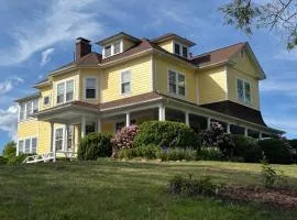 Prospect Hill on Main