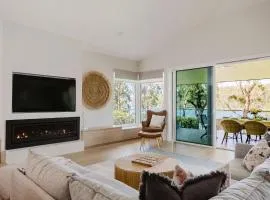 Lakeside House - Waterfront, Spacious, Pool Table