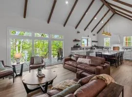Peaceful Lakehouse - Relax & Recharge - Pet Friendly