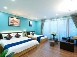 Dream Hotel