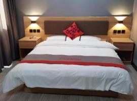 Jun Hotel Henan Sanmenxia Dennis Plaza, מלון בSanmenxia