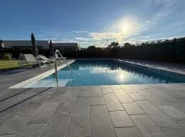 Casa Schöni - Exklusive Ferienwohnung mit Poolblick in Lazise