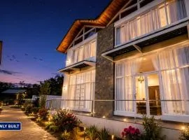 Riaso -The luxury villas Near Landing Site Bir