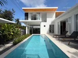 Luxury Tropical Villa