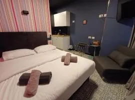 Bankim Urban Boutique Suite 303 by Shays Urban