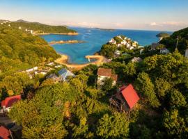 Affordable Island Villa with Sea Views Great Value Stay, хотел в Bizen