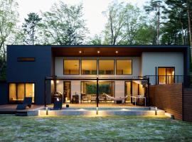 ASH Villa Fujikawaguchiko、富士河口湖町のホテル