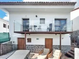 Casa Maruca with Roque Nublo view