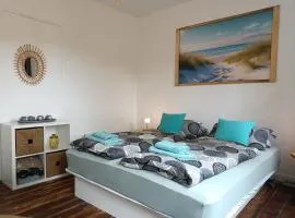 Lieblingsplatz- Gästezimmer am Nord-Ostsee-Kanal mit Whirlpools