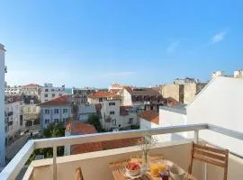 Studio 2 pers, balcon vue sur les Halles et l'océan, en plein cœur de Biarritz