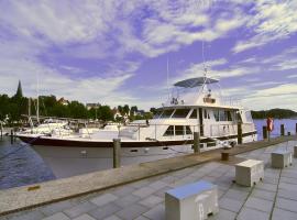 Eignerkabine auf 22m-Motoryacht, hotel i Flensborg
