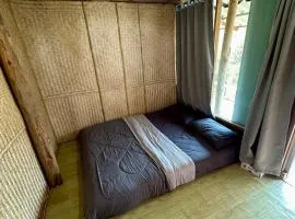 Por Mue Na - พอ หมื่อ นา