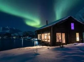Sommarbukt Tind - Luxury Fjord Lodge near Tromsø