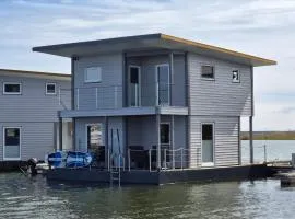 4 Sterne Dtv Floating House