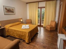 SUIZO Hotel, hotel u gradu Colonia Suiza