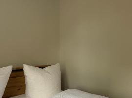Ferienwohnung, Hotel in Neustrelitz