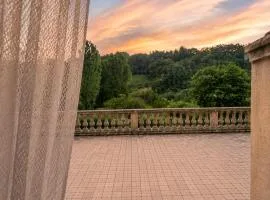 Côté Source - Parenthèse Ardéchoise-Charme et Vue en sud Ardèche