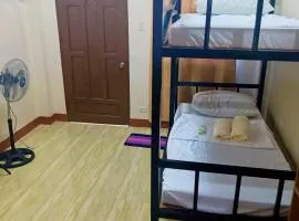 Negradas Transient Inn-Non Air-conditioned
