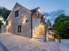 Traditional Dalmatian Stone House Ivana، فندق في سبليتسكا