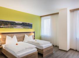 Sleepin Premium Motel Loosdorf, cheap hotel in Loosdorf